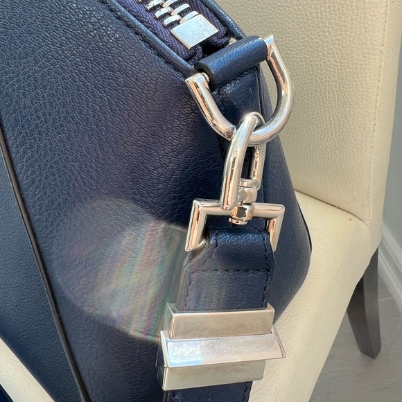 Givenchy Antigona Navy Blue Leather Top Handle Old Money Quiet Luxury - Picture 5 of 14